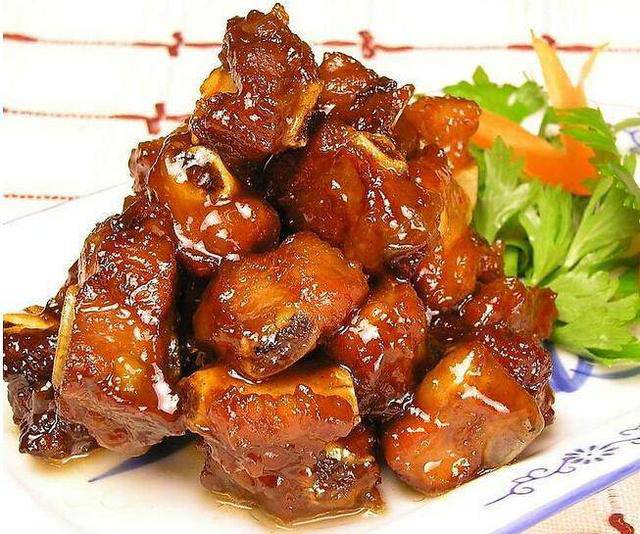 lam suon heo chua ngot, nhieu nguoi thac mac cho giam hay duong truoc, neu sai mon suon khong ngon - 1