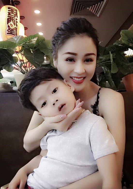 Diễn viên Thu Trang: Tay trắng ôm con 5 tháng tuổi ra đường, từng rung động trước người có vợ - 6