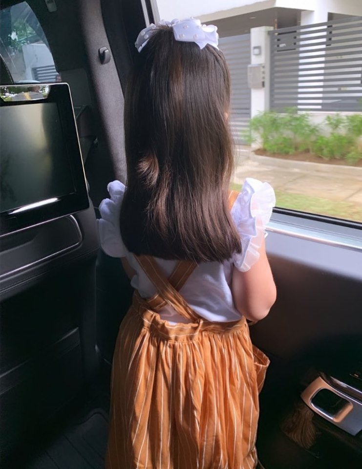 Sinh nhật mẹ nhưng con gái amp;#34;mỹ nhân đẹp nhất Philippinesamp;#34; gây chú ý vì hành động đặc biệt - 10