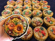 Bếp Eva - Tuổi thơ luôn thèm bánh Trung thu, 8X quyết tự mày mò, sau 2 năm đã thành cô giáo