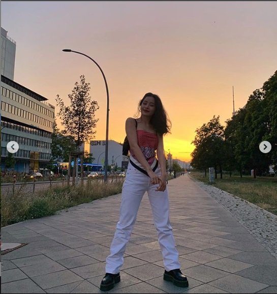 Quấn khăn ra phố mà vẫn sang, Chi Pu là minh chứng cho việc người đẹp mặc gì cũng đẹp - 3