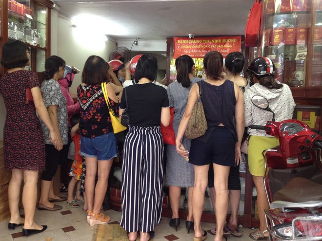 Hơn nửa thế kỷ thăng trầm của chiếc bánh Trung thu trong căn nhà cổ phố Hàng Điếu - 9