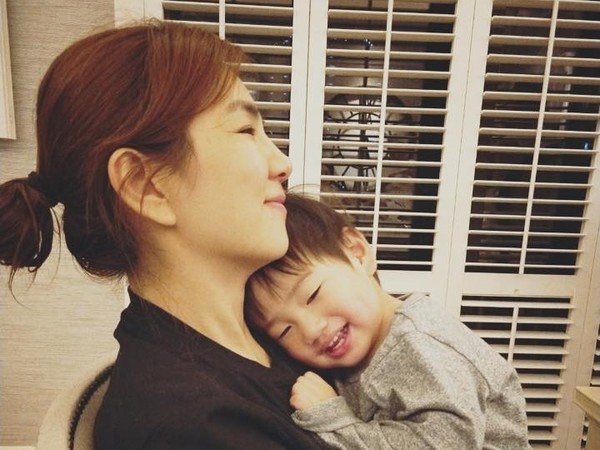 Lấy đại gia, mỹ nữ đẹp nhất Trung Quốc khổ sở sau sinh vì hắt hơi cũng ướt quần lót - 10