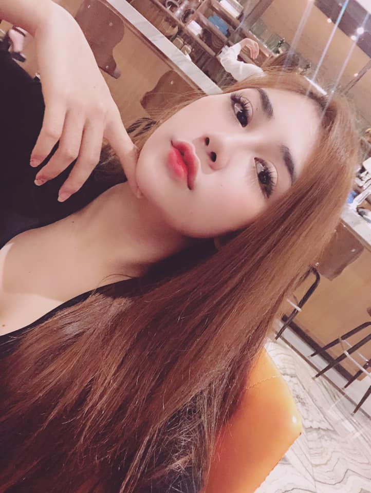 Môi trái tim xưa rồi, đôi môi cánh én uốn lượn mới là xu hướng chị em đang theo đuổi? - 10