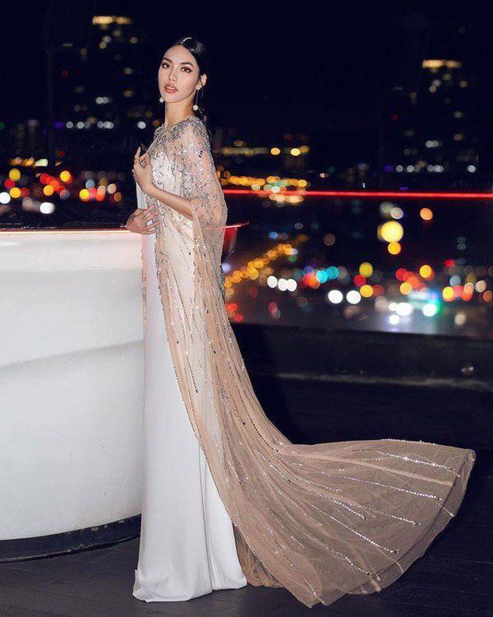 Bộ đôi bà bầu thời thượng Vbiz: Lan Khuê mê váy áo thoải mái, Diệp Lâm Anh amp;#34;nghiệnamp;#34; đầm bó sát - 6