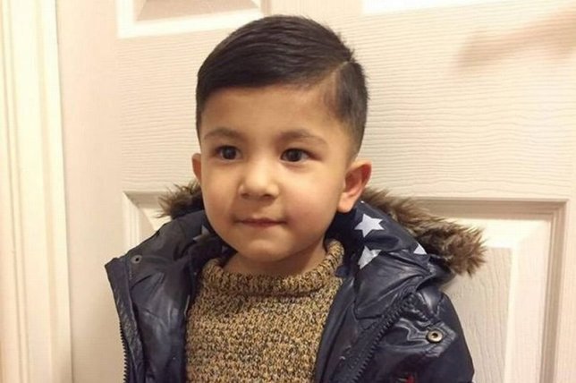 Mẹ để con một mình trong bồn tắm, 15 phút sau quay lại thấy thảm kịch kinh hoàng - 1