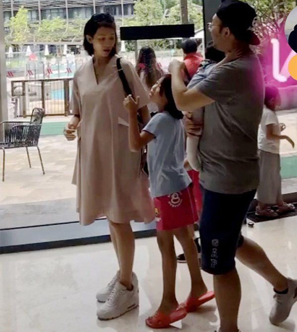 Á hậu từng đóng phim 18+ trả nợ, 46 tuổi vẫn khổ sở mang bầu vì mẹ chồng amp;#34;épamp;#34; - 5