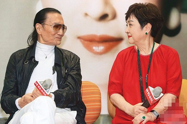 Bỏ cô bồ kém 49 tuổi, bố Tạ Đình Phong quyết amp;#34;tán lại vợ cũamp;#34; dù đã ở tuổi 82 - 4