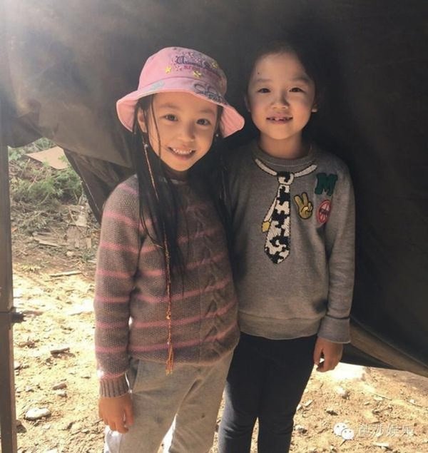 Chi phí học của con sao: Cao ngất ngưởng, người bình thường chẳng dám mơ - 10