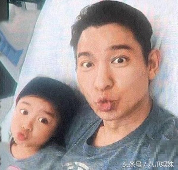 Chi phí học của con sao: Cao ngất ngưởng, người bình thường chẳng dám mơ - 13