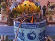 Nhà đẹp - Bát hương có 3 dấu hiệu này phải thay ngay, giữ lại mất lộc, đen đủi cả năm