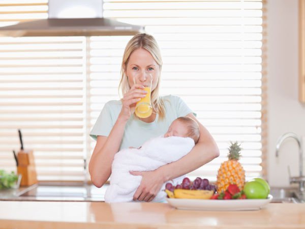 Bình dân cho mẹ sau sinh: Những món ăn nào lợi sữa mà không bị thừa cân?  - 3