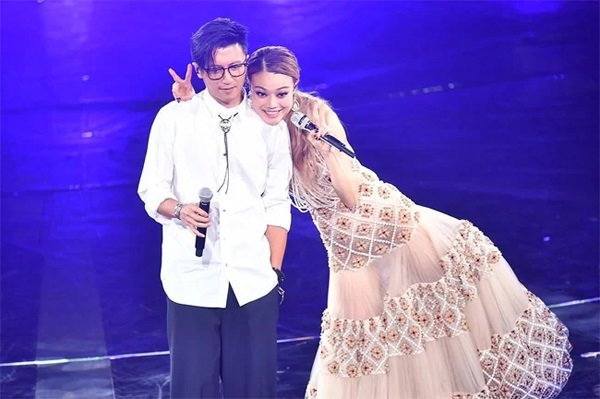 Bị hỏi chuyện tình yêu khi đang dính tin chia tay, phản ứng của Tạ Đình Phong gây chú ý - 1