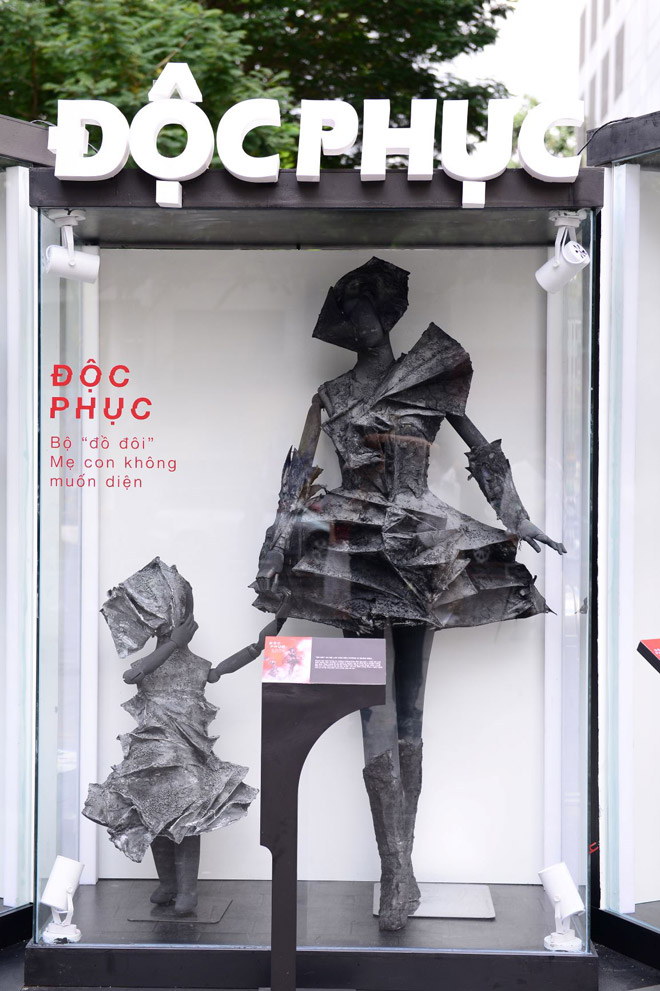 BST thời trang không ai muốn mặc xuất hiện ở phố đi bộ - 6