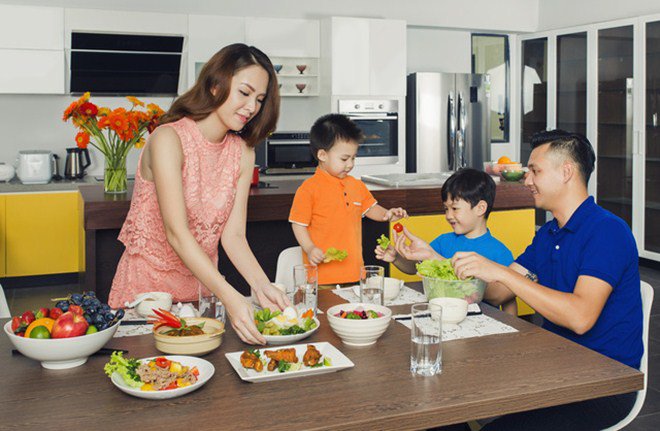 Được vợ làm lẩu, đạo diễn Người Phán Xử khen quá đà, amp;#34;ông trùm Phan Quânamp;#34; liền nói một câu - 3