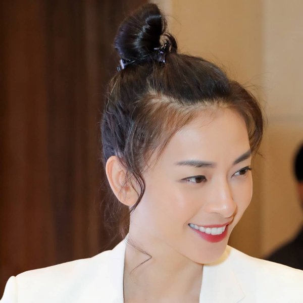 Đây là kiểu tóc hack tuổi siêu đỉnh khiến loạt mỹ nhân U40 Vbiz mê mệt - 5