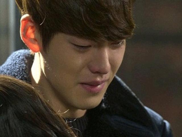 Đưa bạn gái đi khám thai dịch vụ, câu nói vô tình của bác sĩ khiến tôi choáng váng