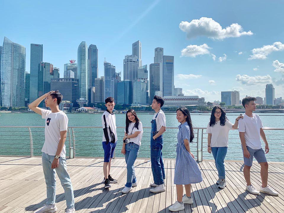 amp;#34;Hội bạn thân cực phẩmamp;#34; nhà người ta: Người chuẩn bị du học, người giành học bổng 100% - 3