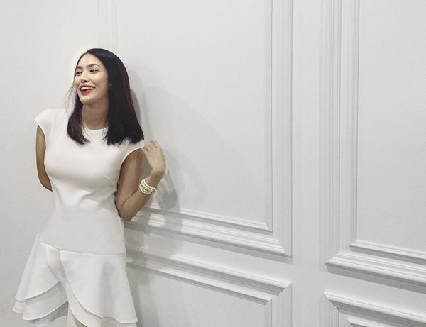 Lan Khuê bầu 6 tháng đẹp nao lòng, đến Lý Nhã Kỳ cũng phải amp;#34;hóng xem mỗi ngàyamp;#34; - 1