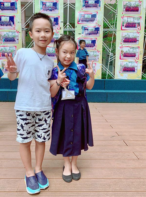 Minh Hà khoe con gái vào lớp 1, toàn bộ ảnh có dấu hiệu lạ trên chiếc thẻ của Cherry - 4