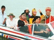 Giải trí - Hậu trường Tây Du Ký có 1-0-2: Đường Tăng lái ô tô, 4 thầy trò đi cano để... lấy kinh