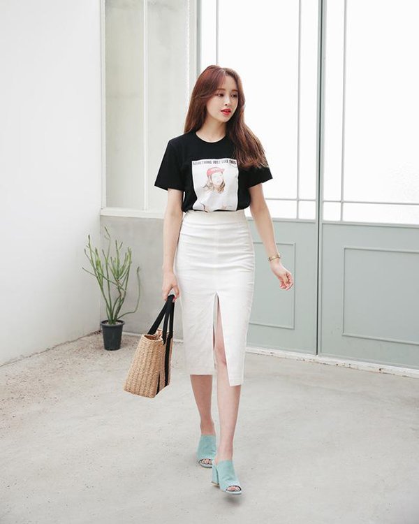 Diện chân váy xinh xắn đi chơi cuối tuần, đây là 4 gợi ý không thể hoàn hảo hơn - 12