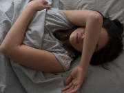Bà bầu mất ngủ: Nguyên nhân và cách khắc phục