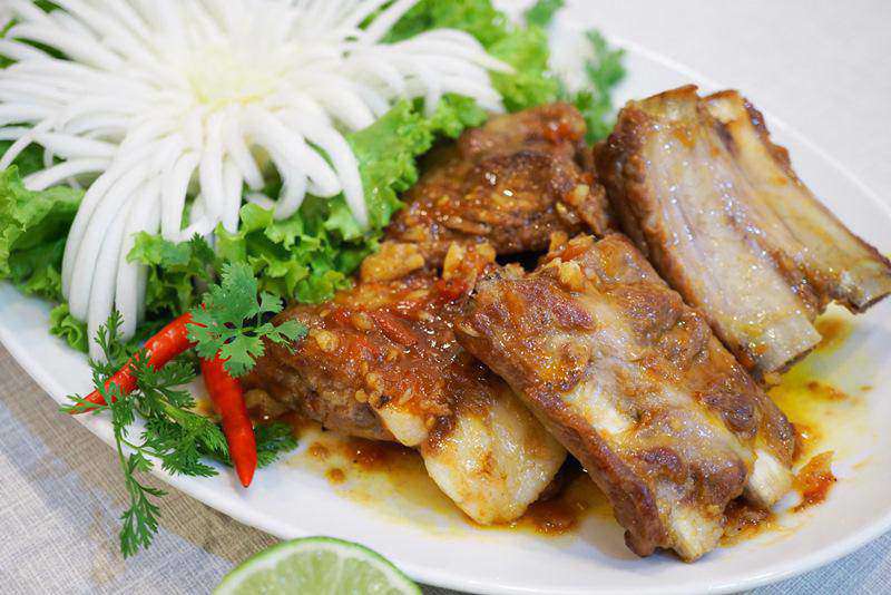 Vợ nấu 5 món tuyệt ngon cho cuối tuần mưa gió, chồng con chỉ ở nhà thưởng thức thôi - 1