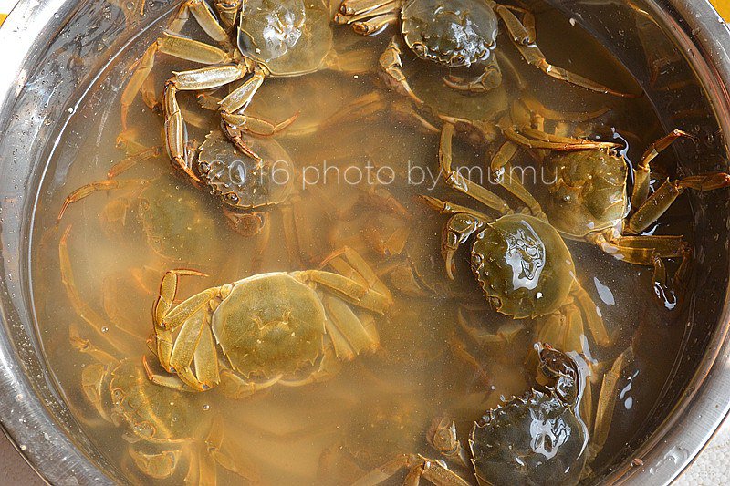 Cách làm sạch cua ᵭơn giản mà nhanh, ăn bao nhiêu cũng khȏng sợ ᵭầy bụng - 2