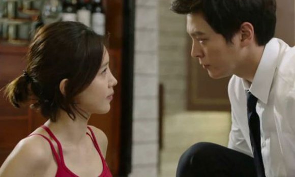 Ngày cưới mẹ chồng tương lai giật mic xin hủy hôn, tôi cay mắt mang ơn bà một đời - 1