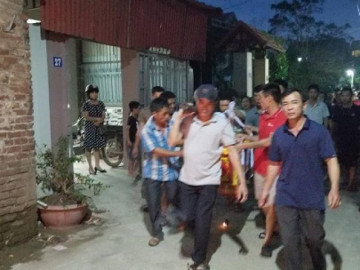 Vụ anh sát hại cả gia đình em trai: Làng xóm xót thương tiễn đưa bé gái 1 tuổi