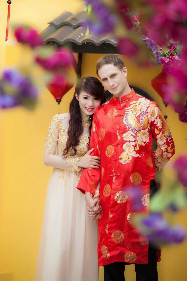 9x binh duong lay thay giao tay, con de ra me khoc, bac si tram tro vi qua dep - 1