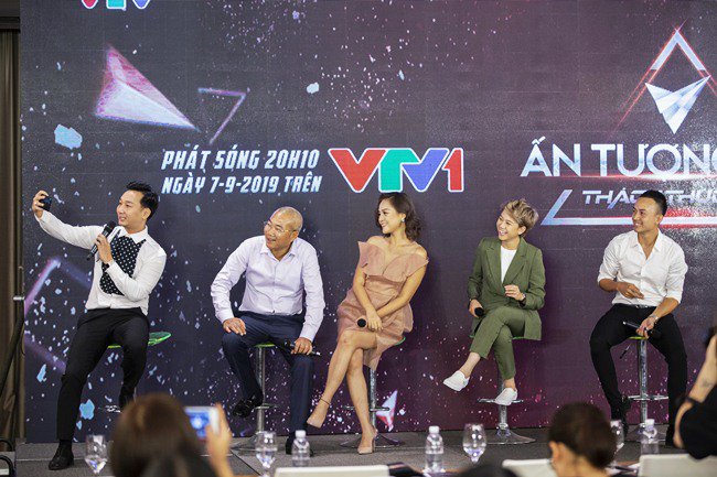 Thu Quỳnh: amp;#34;Cuối Về Nhà Đi Con, tôi bị mắng vì để Huệ mất hình tượng, lao vào Quốcamp;#34; - 5