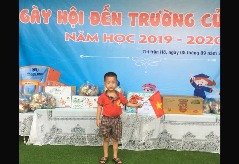 Con tên Đỗ Minh Đức, con rất thích tới lớp, năm nay con học lớp 4-5 tuổi ạ.
