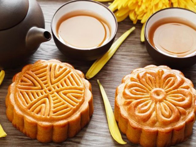 Ai không nên ăn bánh Trung thu?