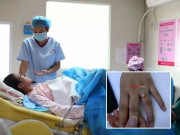 Bà bầu - Sắp lên bàn đẻ, mẹ bầu 21 tuổi khổ sở vì "vật đính ước" của chồng