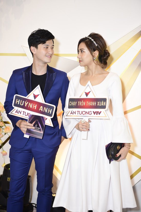 Bảo Thanh bắt quả tang Quốc Trường hẹn hò amp;#34;tiểu tamamp;#34;, bất ngờ được cầu hôn ở VTV Awards 2019 - 14