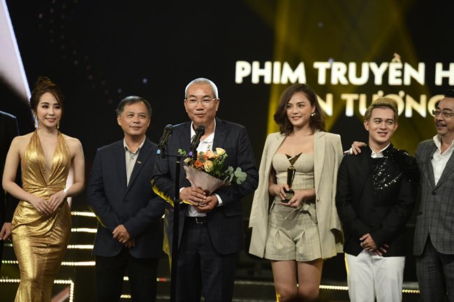 Bảo Thanh bắt quả tang Quốc Trường hẹn hò amp;#34;tiểu tamamp;#34;, bất ngờ được cầu hôn ở VTV Awards 2019 - 7