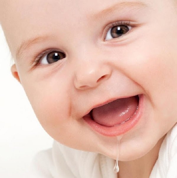 9 dấu hiệu trẻ mọc răng và cách làm giảm khó chịu cho bé - 2