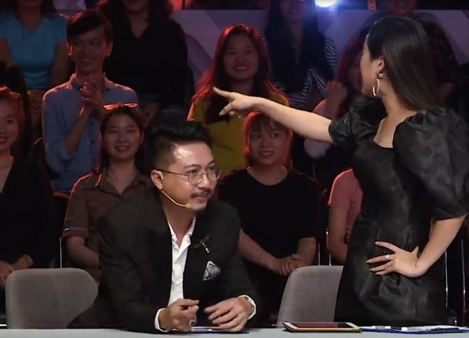 2 con Lâm Vỹ Dạ hút toàn bộ khán giả: Sợ bị mẹ đuổi ra đường, không dám nghe bố - 27