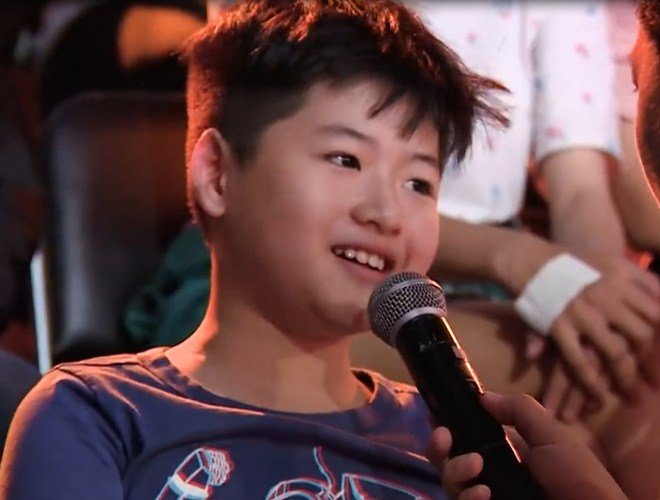 2 con Lâm Vỹ Dạ hút toàn bộ khán giả: Sợ bị mẹ đuổi ra đường, không dám nghe bố - 13