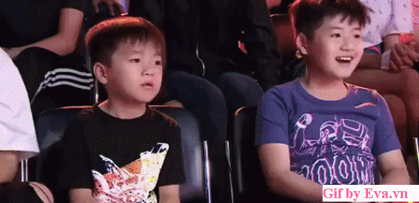 2 con Lâm Vỹ Dạ hút toàn bộ khán giả: Sợ bị mẹ đuổi ra đường, không dám nghe bố - 17