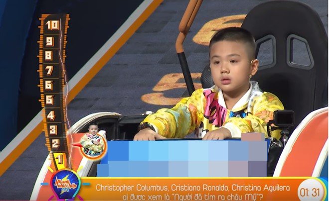 Cả trường quay vỡ oà với amp;#34;thần đồngamp;#34; 7 tuổi: Dân mạng tranh cãi, Trấn Thành nói câu chí lý - 7