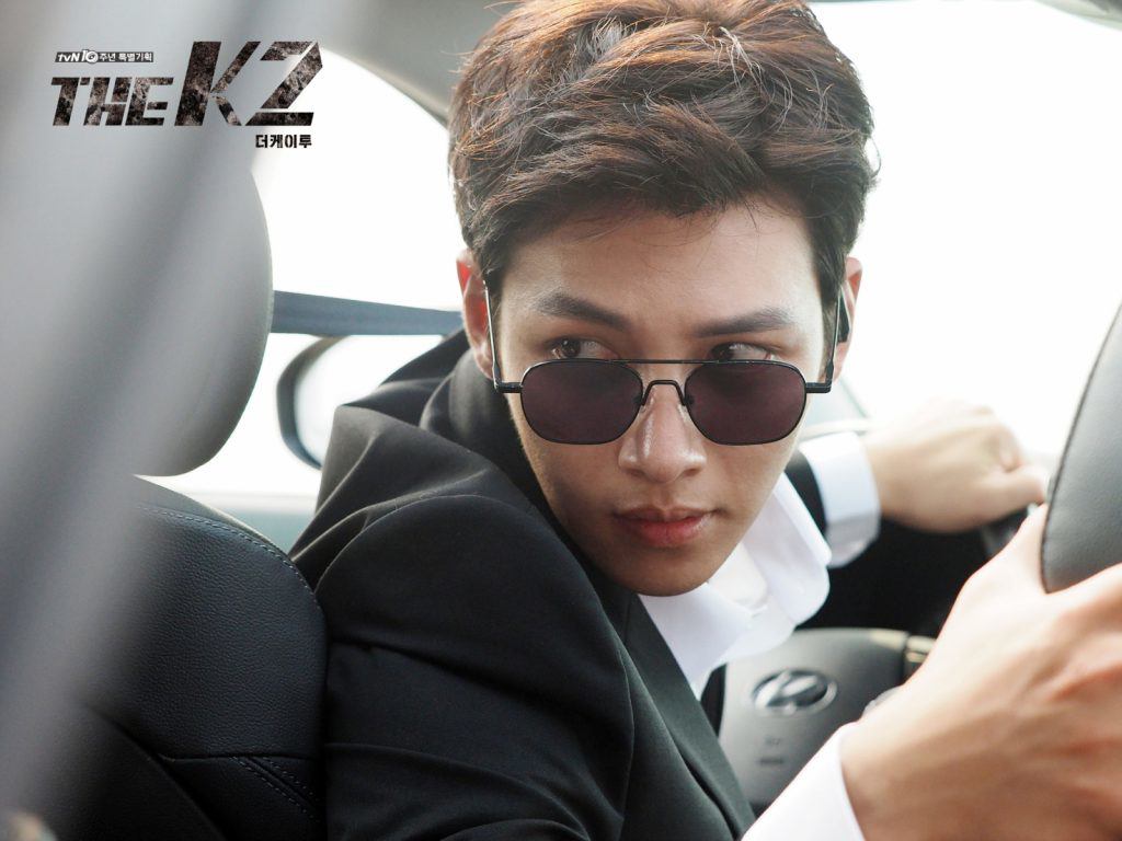 Chờ bao lâu amp;#34;cảnh vệ đẹp trai nhất Kbizamp;#34; Ji Chang Wook cũng xuất hiện, thần thái cực phẩm - 12