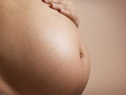 Bà bầu - Hình ảnh bụng bầu tụt xuống báo hiệu sắp sinh sẽ như thế nào?