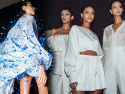 Thời trang - Hé lộ ảnh hậu trường lung linh chẳng thua sàn catwalk trong show diễn của NTK Công Trí