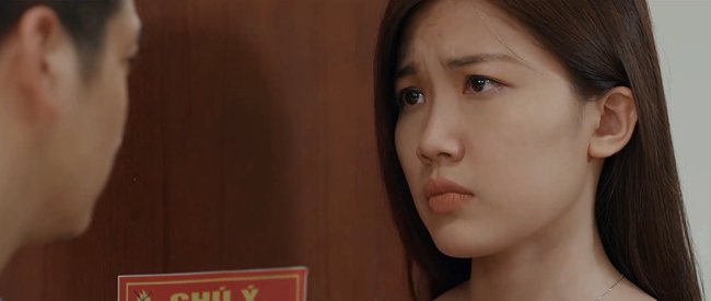 hoa hong tren nguc trai: tin thay boi, chong bo vo de con trai rieng duoc "nhan to quy tong"? - 3