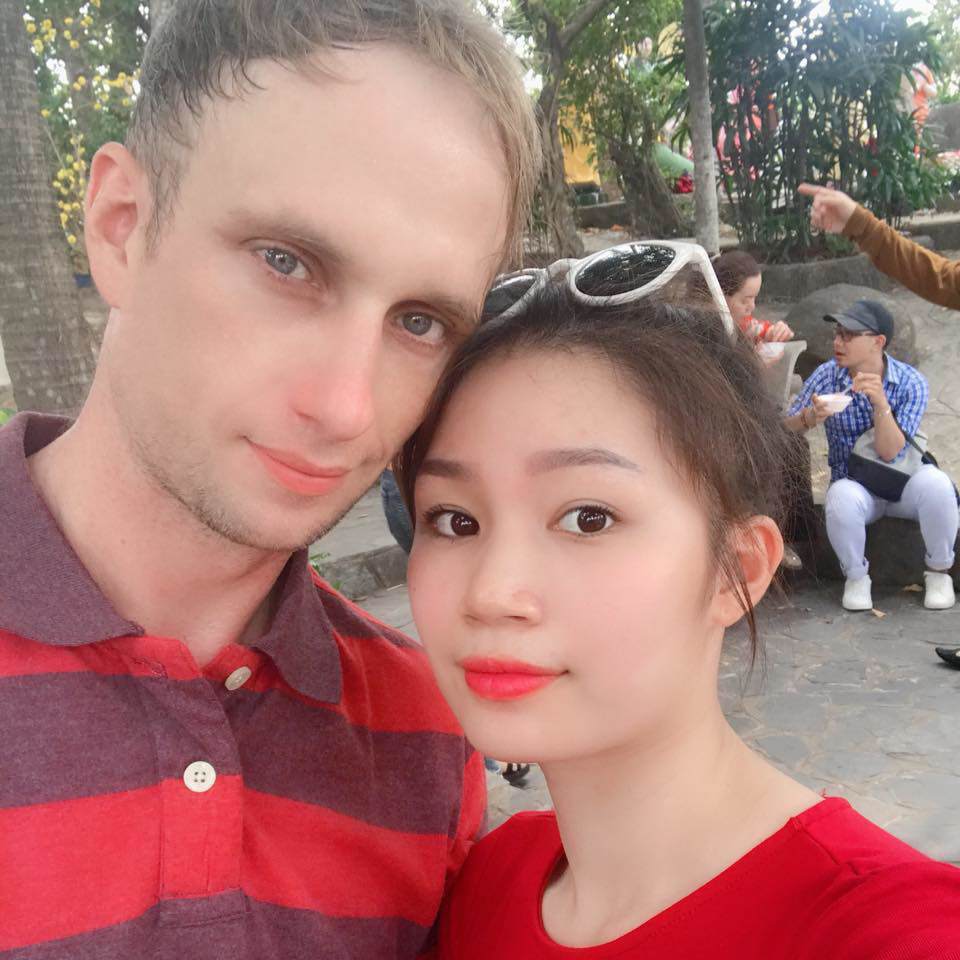 Vợ mang tiếng amp;#34;đẻ mướnamp;#34; con đẹp như thiên thần, chồng Tây “vượt biển” cầu hôn, rước về nhà - 6