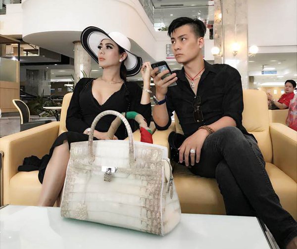 lam khanh chi tiet lo du dinh sinh con thu 2 tu tinh trung cua trai dep kem 8 tuoi - 5