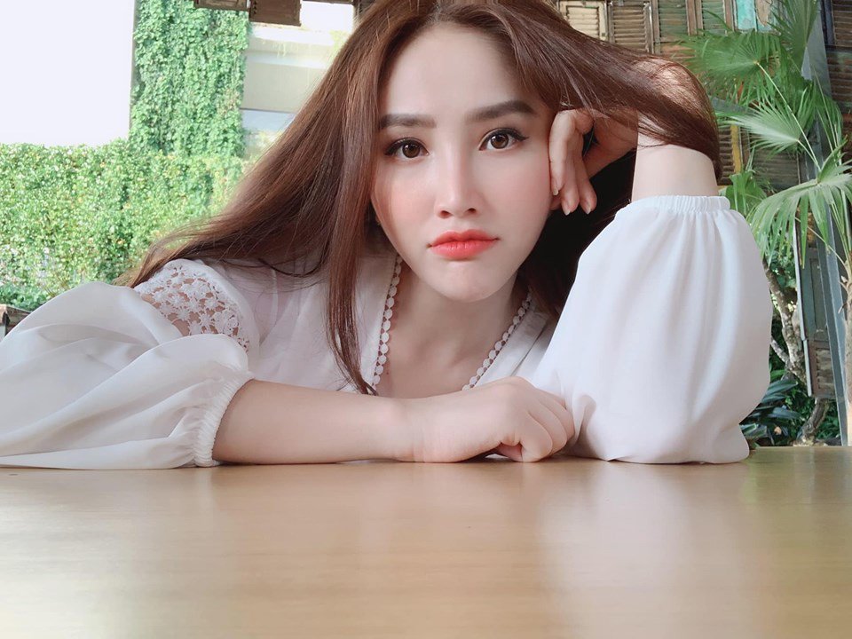 Đi makeup chụp ảnh, Bảo Thy được đến 6 người hộ tống như bà hoàng! - 3